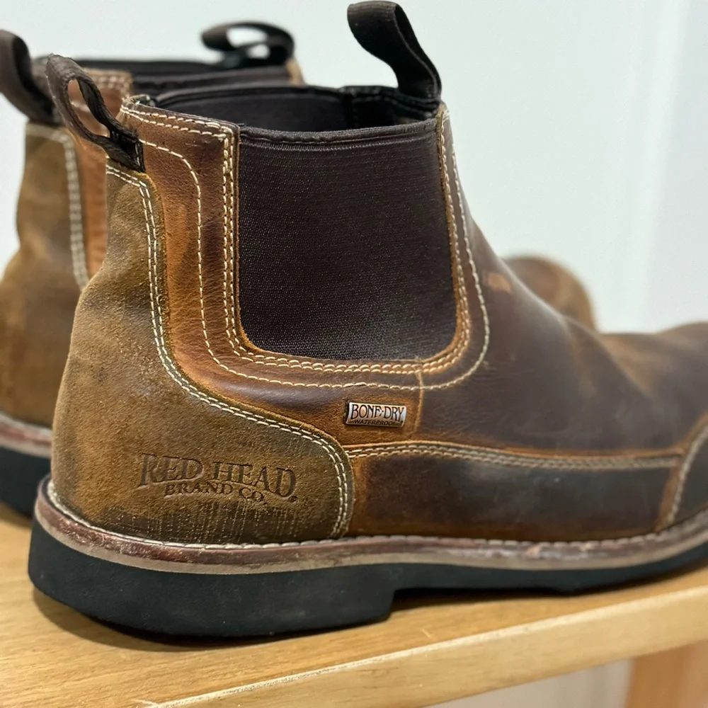 REDHEAD BOOTS   SZ 11. RUSSET BONE-DRY MEMBRANE